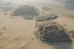 cosmicportal:  Pyramids of Caral (Pre Inca - Peru)