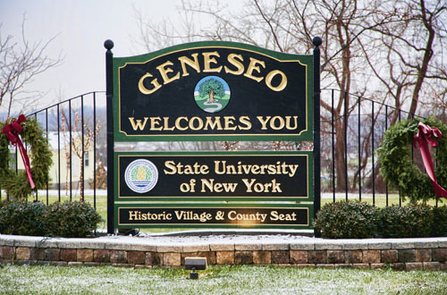 whynotknowmore:  Geneseo. Just sayin’.  we’re pretty cool