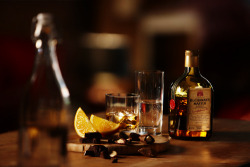 ximvgesx:  Buchanans master drink bottles and lemon slice