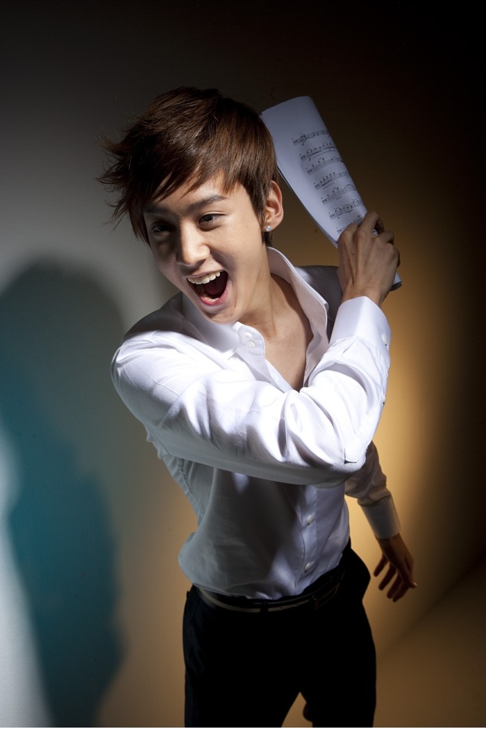secretcmlonger:  Day 13 - Your favorite photoshoot of your ultimate bias. 