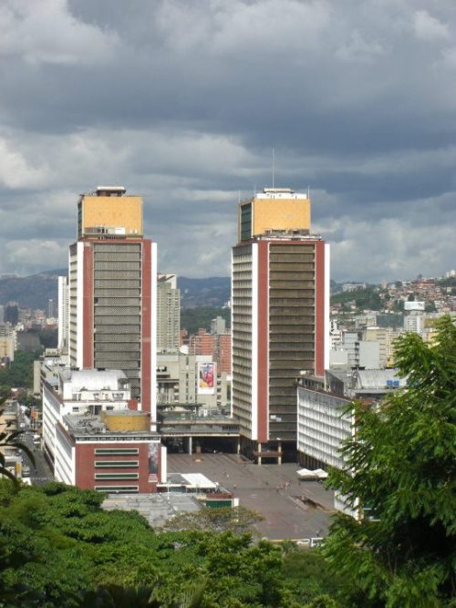unvallefluye:  Bella Plaza Caracas. 