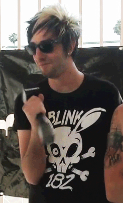 theflavourofyourlips:  (x) 