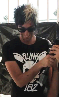 theflavourofyourlips:  (x) 