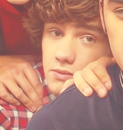 byebyebyebye123-deactivated2013:    proof that liam payne was actually a puppy in his past life.  