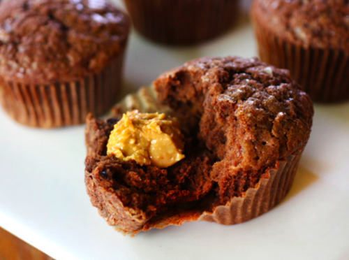 oohhhbaby:  chocolate bananagasm muffins