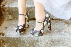 what-do-i-wear:  Miu Miu (image: thecherryblossomgirl)