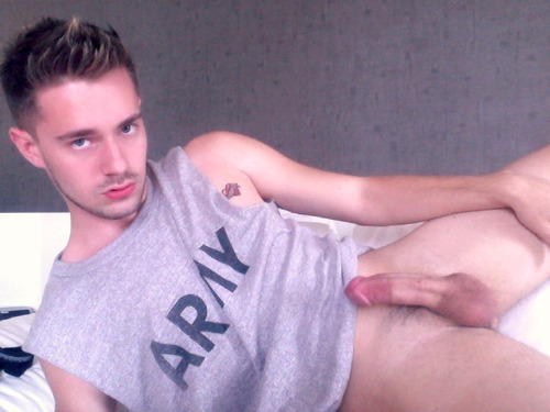 nakedmalecelebs1: Chris Crocker Naked