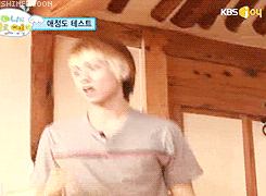 shineeakamylife-blog:  Amo estos gifs xD 