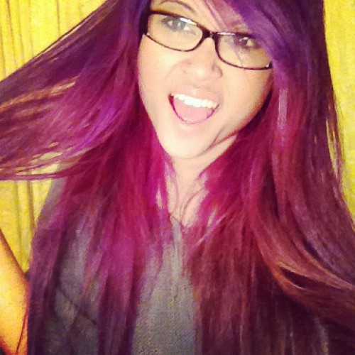 therealmeahriano:My hair is still purple  #purplehair  (Taken with Instagram)