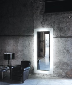 justthedesign:  Concrete Wall/ Light Surround to Mirror 