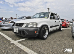 claytonokada:  I can’t get enough of lowered CR-V’s now.