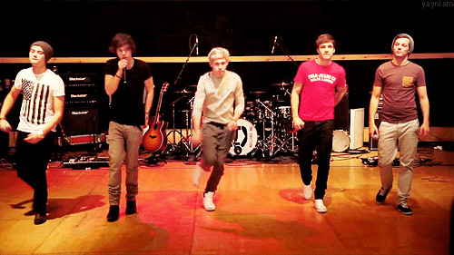 sonhosdedirectioner:  depois dizem que o niall não é fofo, aiai. 