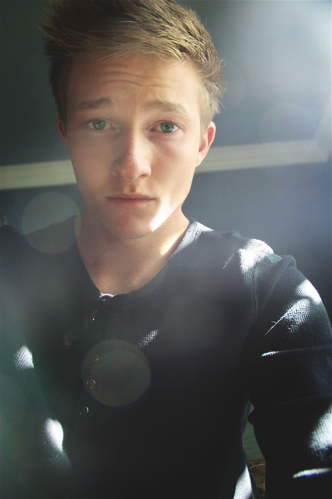 letsfack:  g3ck0:  a selfie a day keeps the doctors away  HELP TOO MUCH BEAUTIFUL