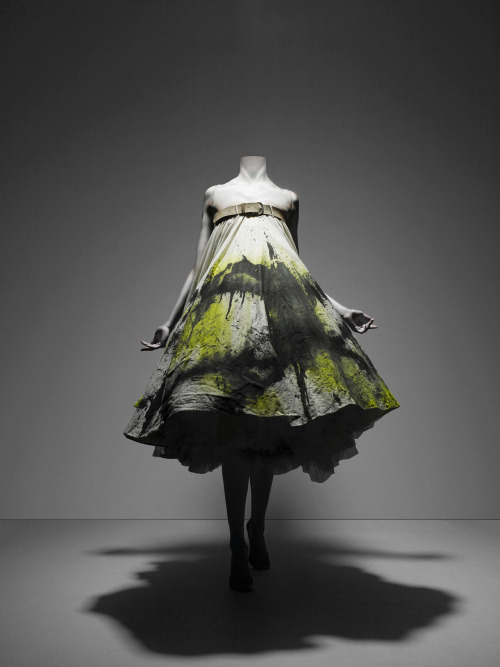 silentstormshadow:Alexander McQueen - “SAVAGE BEAUTY” {Exhibition} #1**Don’t forget the rest of this