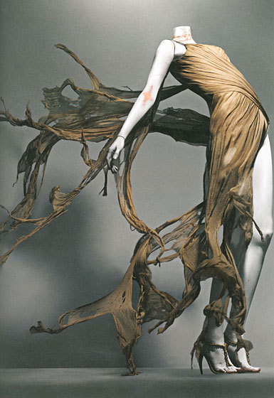 cuz-fuck:  justinelowe:  silentstormshadow:  Alexander McQueen - “SAVAGE BEAUTY” {Exhibition} #2  I need the forth one in my closet - please and thank you!  McQueen. My love. I need all of them. 