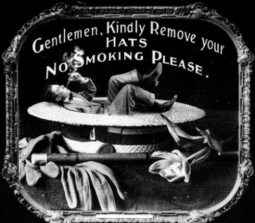 lostsplendor:   Kindly Remove Your Hats, Silent Movie Etiquette c. 1910s (via Retronaut)   Umarłam. 