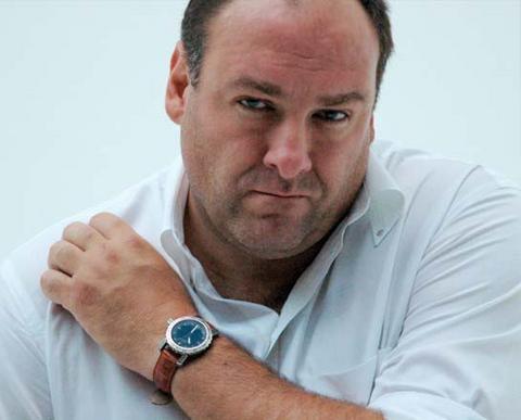 brasbear:  James Gandolfini, one of the most beautiful men I’ve ever seen Couldn’t
