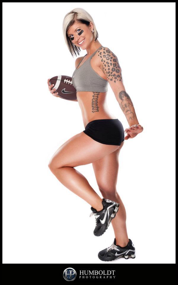 lauraprestin:  Holy hell, female athletes have such nice glutes! Join us on Facebook!