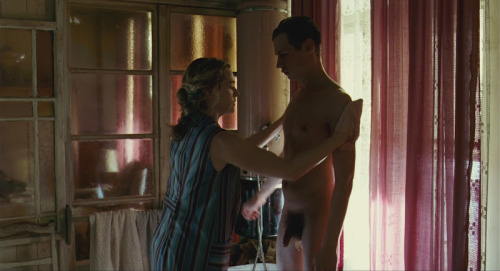 nakedmalecelebs1: David Kross In The Reader (2008) Part 2