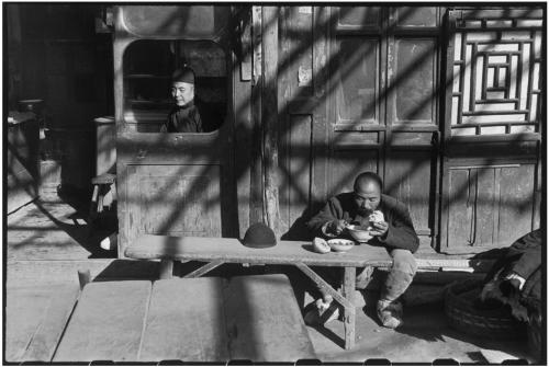 Henri Cartier-Bresson, Final days of the Kuomintang. A peasant who came to Beijing to sell his veget