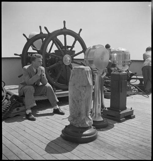 Marcel Bovis - Traversée France-Angleterre, sur le pont, avril 1947