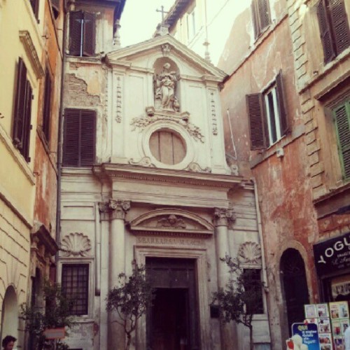 tutto-quello-che-ho: Finding small hidden churches in #Rome #italy little #hiddentreasures of the #c