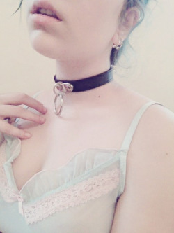 evacuations:  My new collar and babydoll =_= 