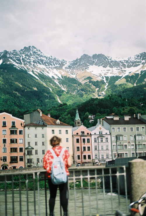eloquentem:  (by -magic)