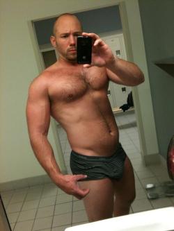 gltbears:  menzmen:  A to the ALPHA!  B for bottom, c for his cock, d for his deltoids, e for erotic impact, and f for fuck him hard!