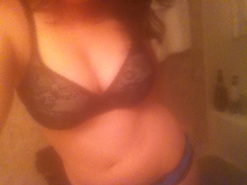 XXX moan-forpleasure:  Lace bra and undies ;) photo