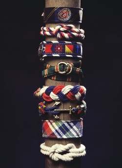 hucklebury:  Bracelets made out of rope !