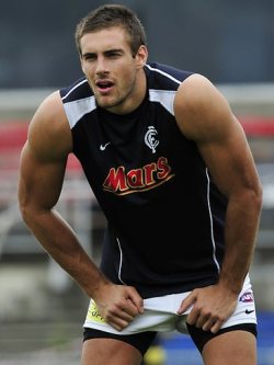 rugbysocklad:  Fit!  HOT as fuck!