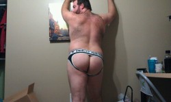 fhabhotdamncobs:  kidbear22:  undercovergringo:  I bought my first jock! I feel like a real gay now…a real gay! FABULOUS, BABE   Very HOT AND GREAT ASS!    W♂♂F     (WARNING!   Not the place for “Pretty Boys” or their fans)   