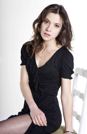 pueblo-happosai:  Actrices Chilenas 