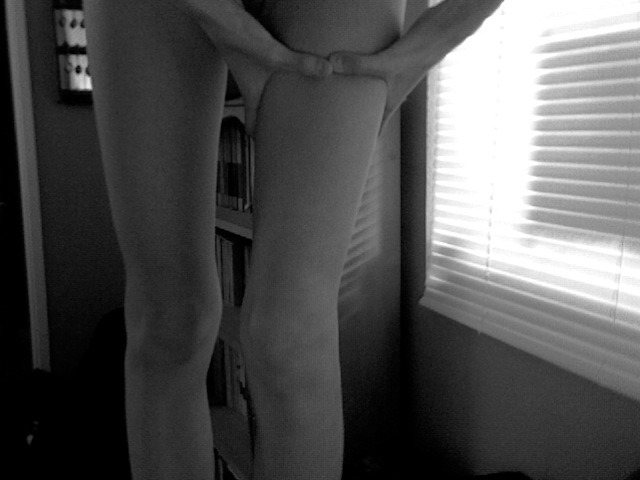 psychotic-torture:  sad black and white blog, I follow back similar