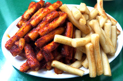 718rogue:  southkoreanfood:  FRIED 떡볶이