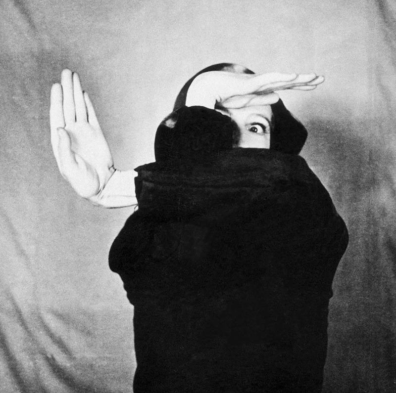 inneroptics:
“ Mary Wigman, Rudolf von Laban
”
#Peeling the Onion by Günter Grass