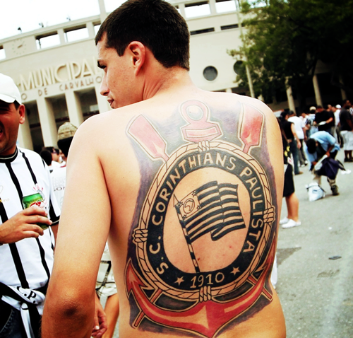 weheartcorinthians-blog:  “Colocar na pele o que já nasceu no coração.” 