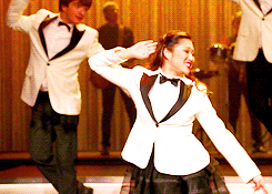 zaynmalikdancingtousher-deactiv:glee girls meme || favorite tina cohen-chang moments