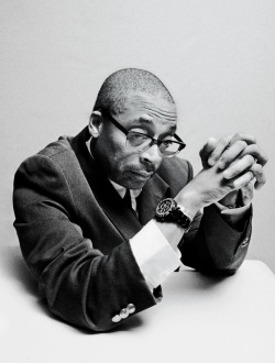 Estrella-Fuego:  Iareconscious:   Spike Lee Talks Obama, The End Of Mookie’s Brooklyn,