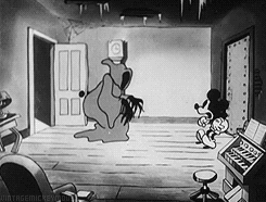 vintagemickeymouse:  The Haunted House - 1929 