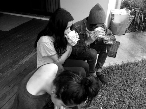 miamarli:  tea for three 
