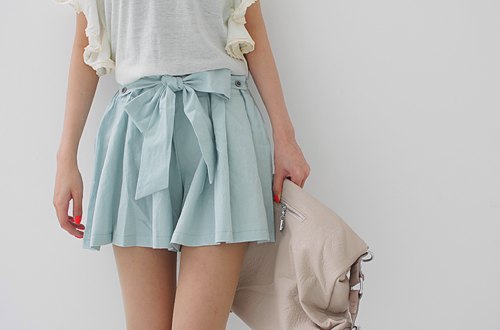 Click here for the most beautiful blog you’ve ever followed :)