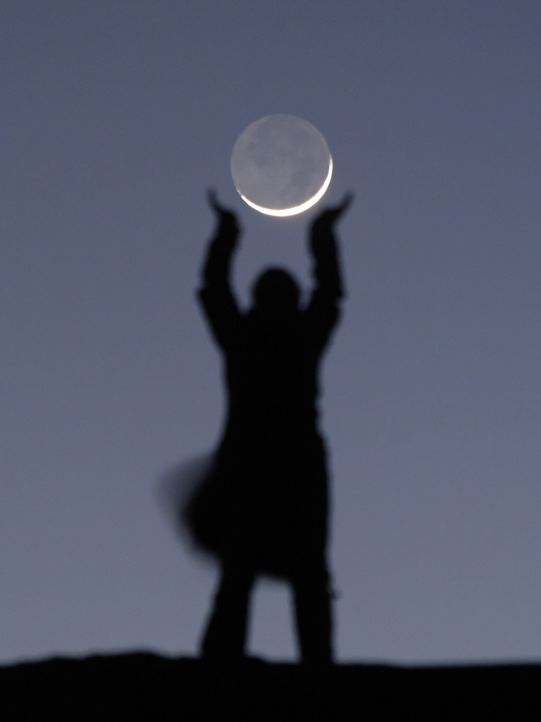 arpeggia:  Moon Games by Laurent Laveder