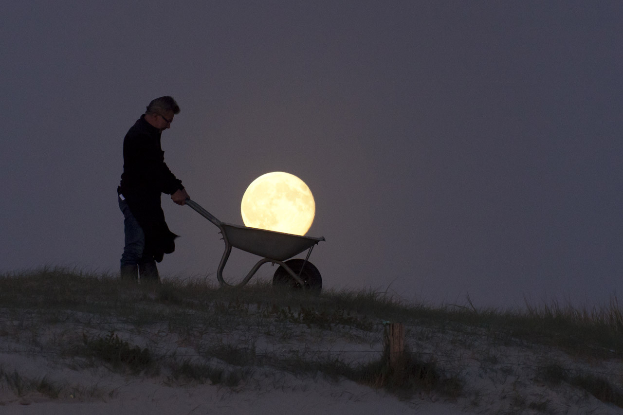arpeggia:  Moon Games by Laurent Laveder