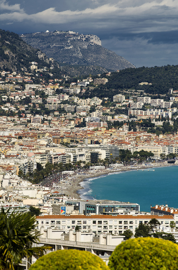 travelingcolors:  Nice, Provence | France (by Gilles Menghetti)