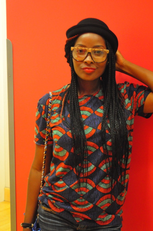 afrochicgist:  Agatha of Irony of Ashi looking ultra cool in the summer hit tee from Zara Man. Follo