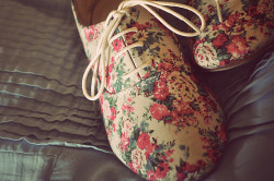 guind4:  salut la vie on We Heart It. http://weheartit.com/entry/32578422 