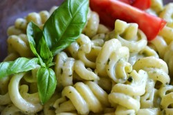 tango-mango:  Trottole pasta with creamy pesto sauce Sometimes I crave pasta. Or I should say, pasta with some sort of creamy sauce mixed with it. I gave into the crave, and this was lunch today. I cooked &frac12; pound of Trottole pasta in salted water