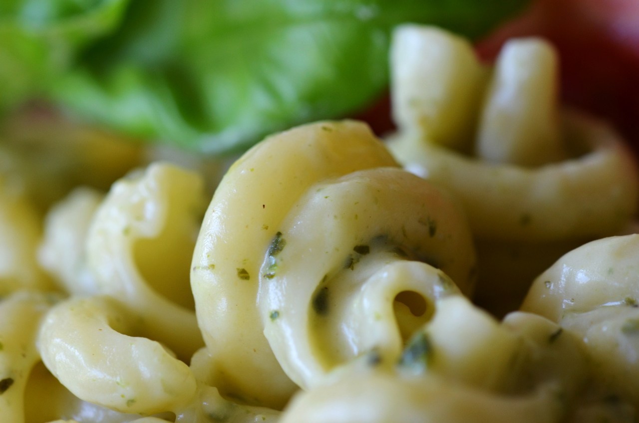tango-mango:  Trottole pasta with creamy pesto sauce Sometimes I crave pasta. Or